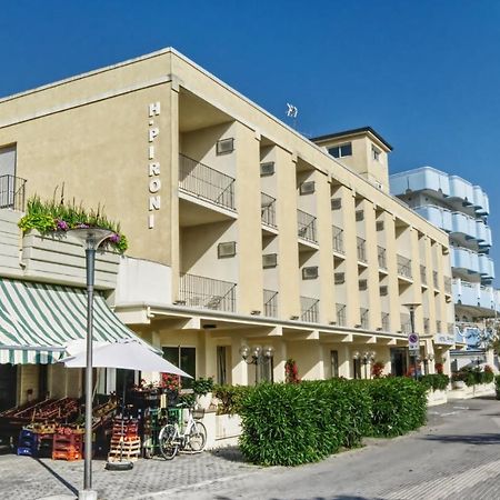 Hotel Pironi San Mauro Mare Luaran gambar
