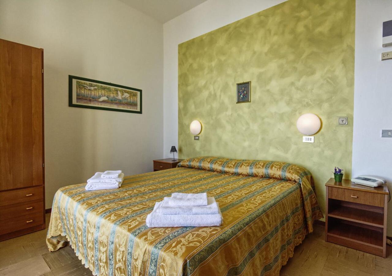 Hotel Pironi San Mauro Mare Luaran gambar